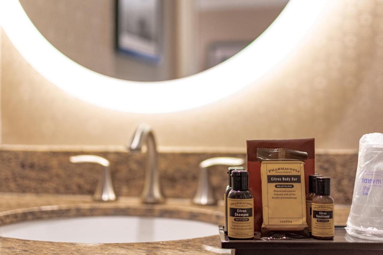 Best Western Plus Suites Hotel Coronado Island Luaran gambar